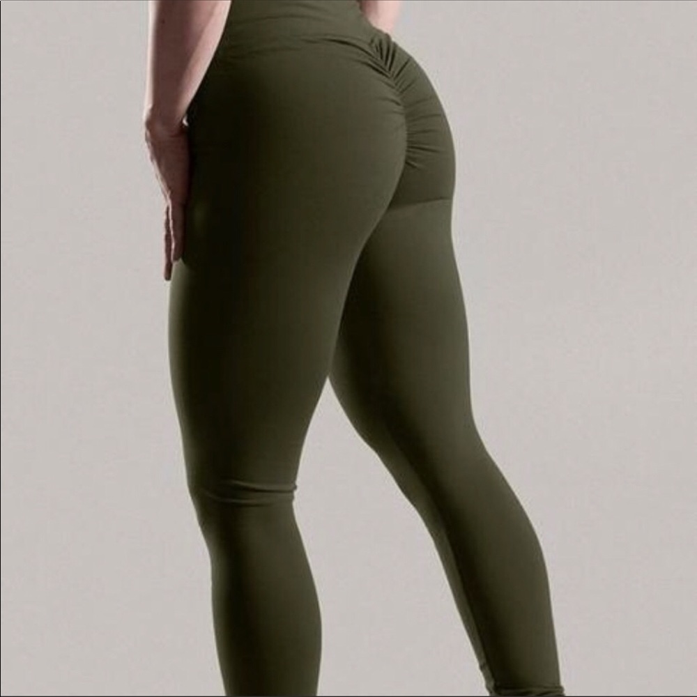 High-Waist Olive Green Scrunch Seam Leggings - Picture 3 of 8
